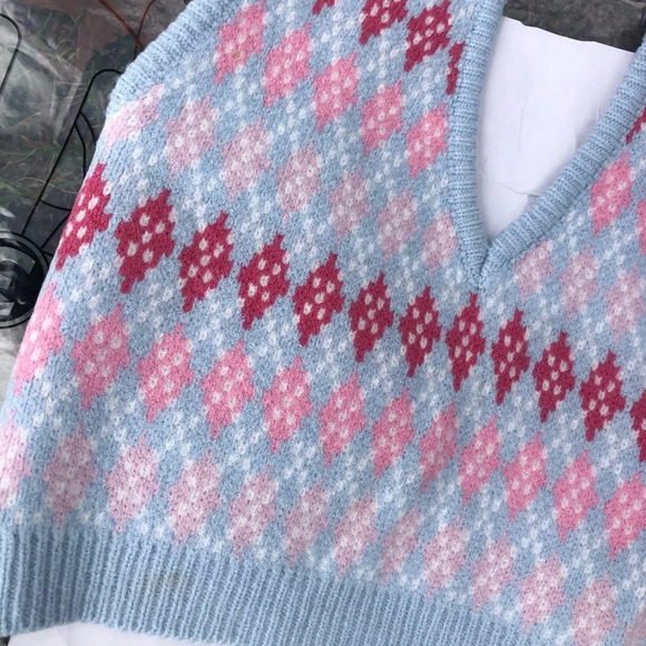 Adika y2k Argyle Halter Sweater Top - Picture 5 of 7